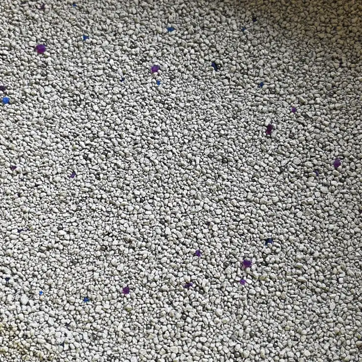 Little Blue Mineral arena bentonita